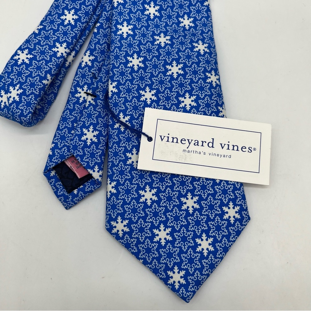 Vineyard Vines Tie Silk Snowflake Blue USA Christmas Winter Business NWT